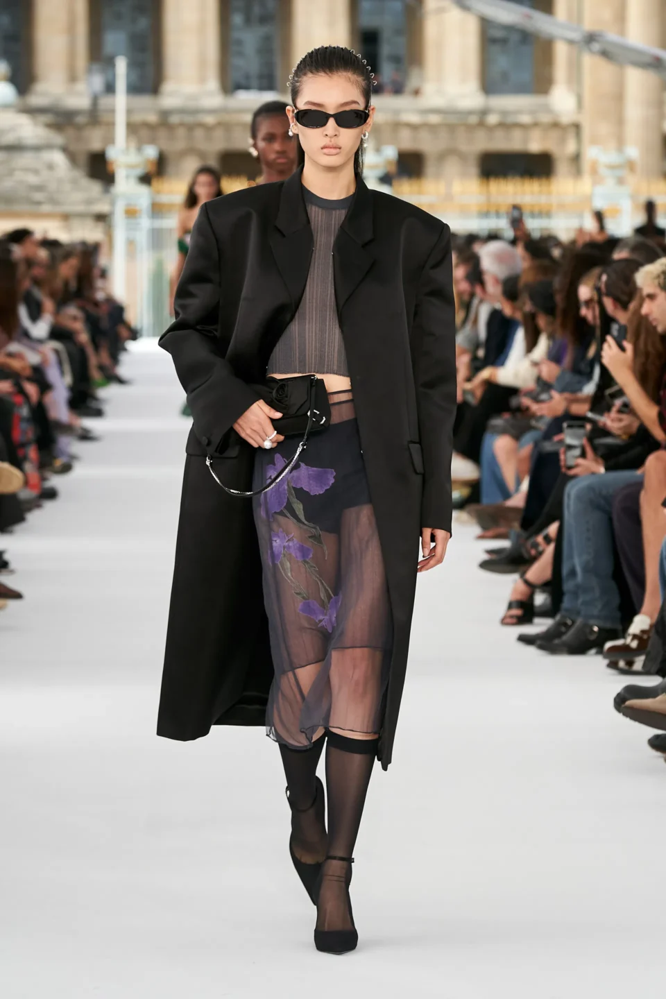 00035-givenchy-spring-2024-ready-to-wear-credit-gorunway