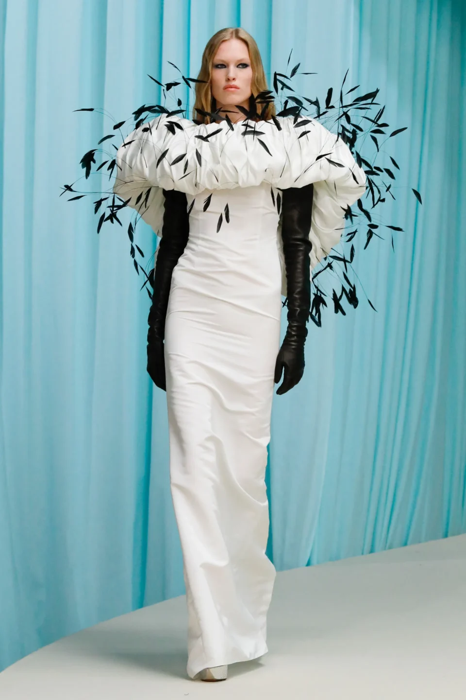 00035-nina-ricci-spring-2024-ready-to-wear-credit-brand