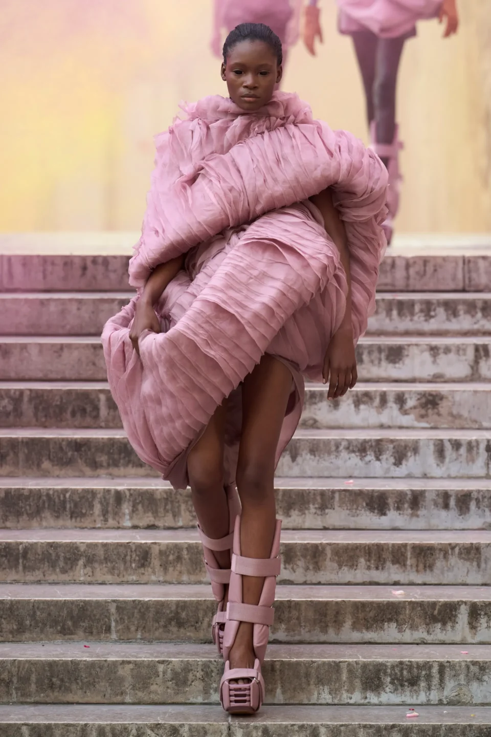 00035-rick-owens-spring-2024-ready-to-wear-credit-gorunway