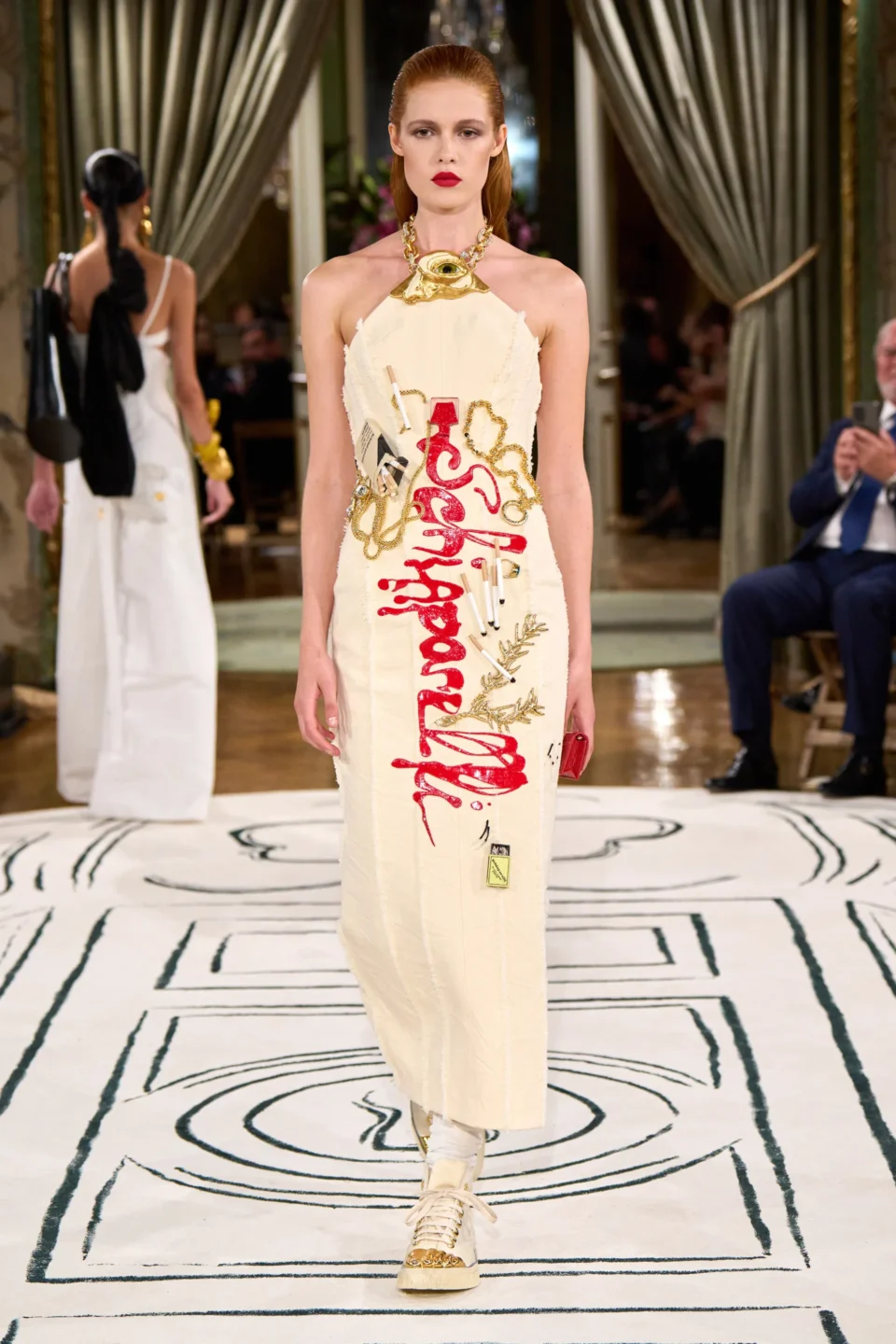 00035-schiaparelli-spring-2024-ready-to-wear-credit-gorunway