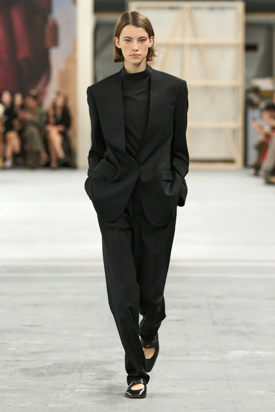 00035-tods-spring-2024-ready-to-wear-credit-gorunway