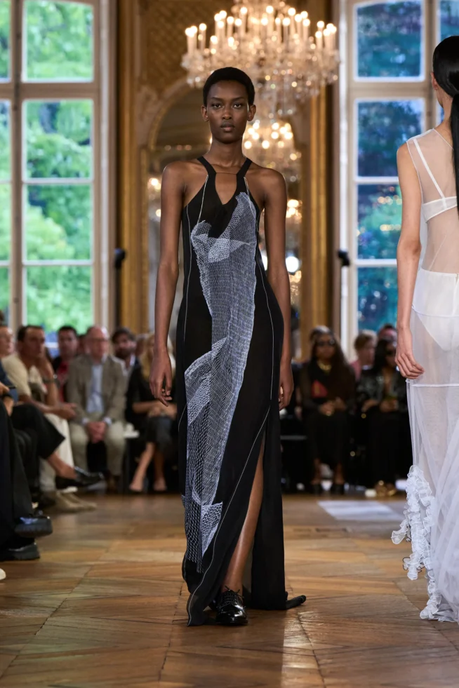 00035-victoria-beckham-spring-2024-ready-to-wear-credit-gorunway