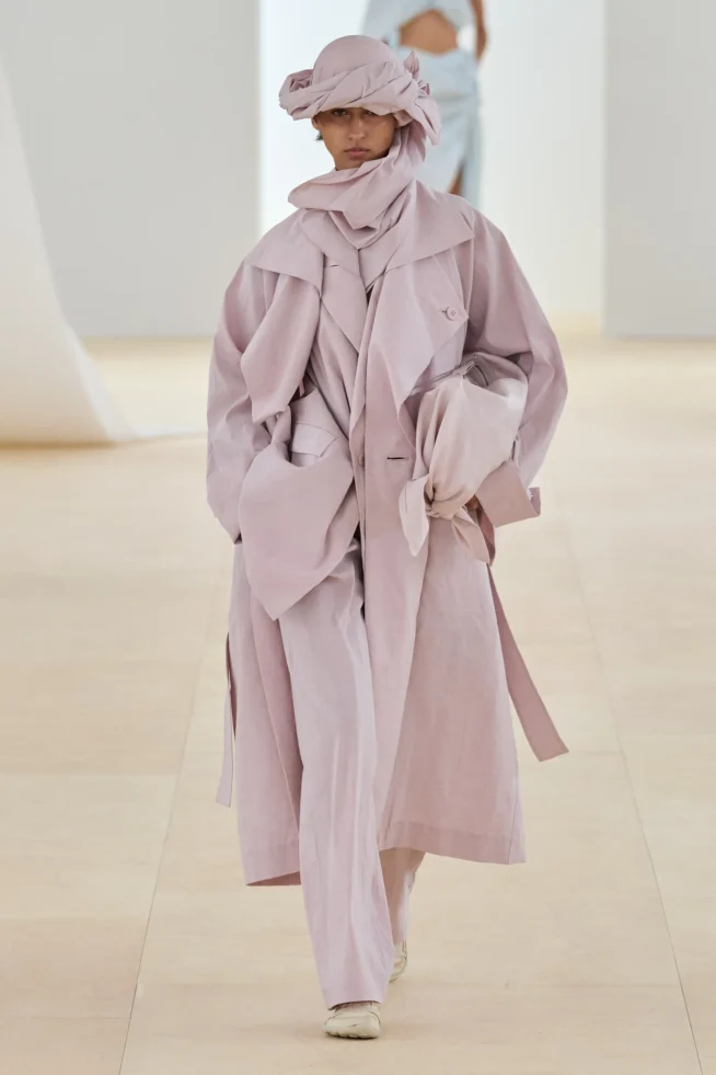 00035—issey—miyake-spring-2024-ready-to-wear-credit-gorunway
