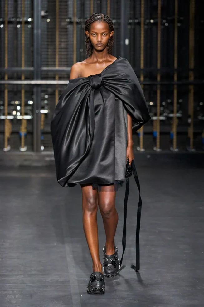 00036-simone-rocha-spring-2024-ready-to-wear-credit-gorunway