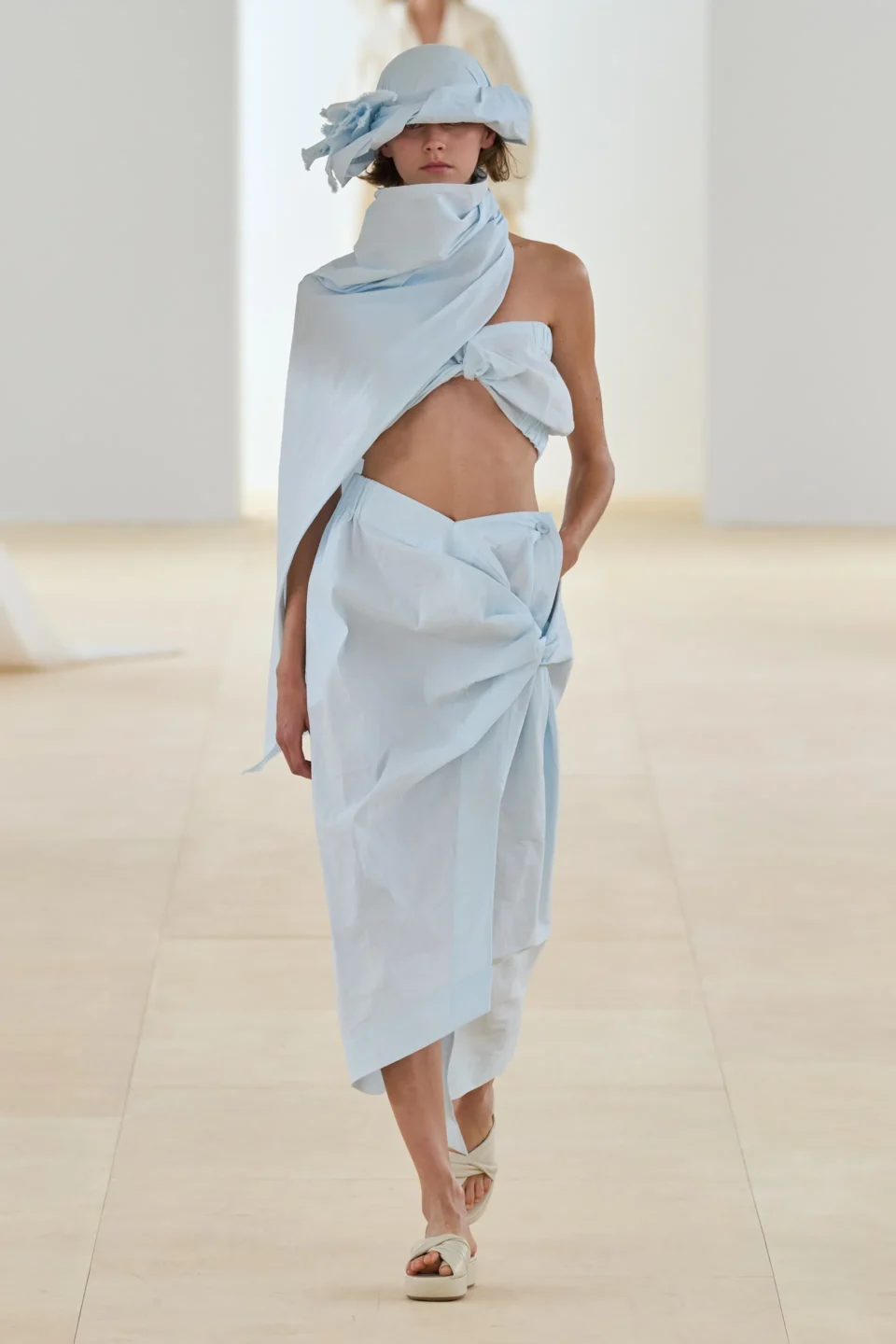 00036—issey—miyake-spring-2024-ready-to-wear-credit-gorunway