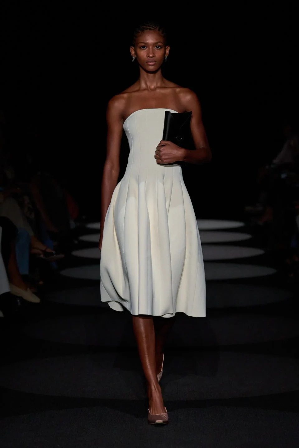00038-altuzarra-spring-2024-ready-to-wear-credit-gorunway