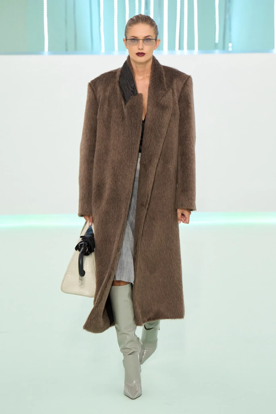 00038-boss-fall-2023-ready-to-wear-credit-gorunway