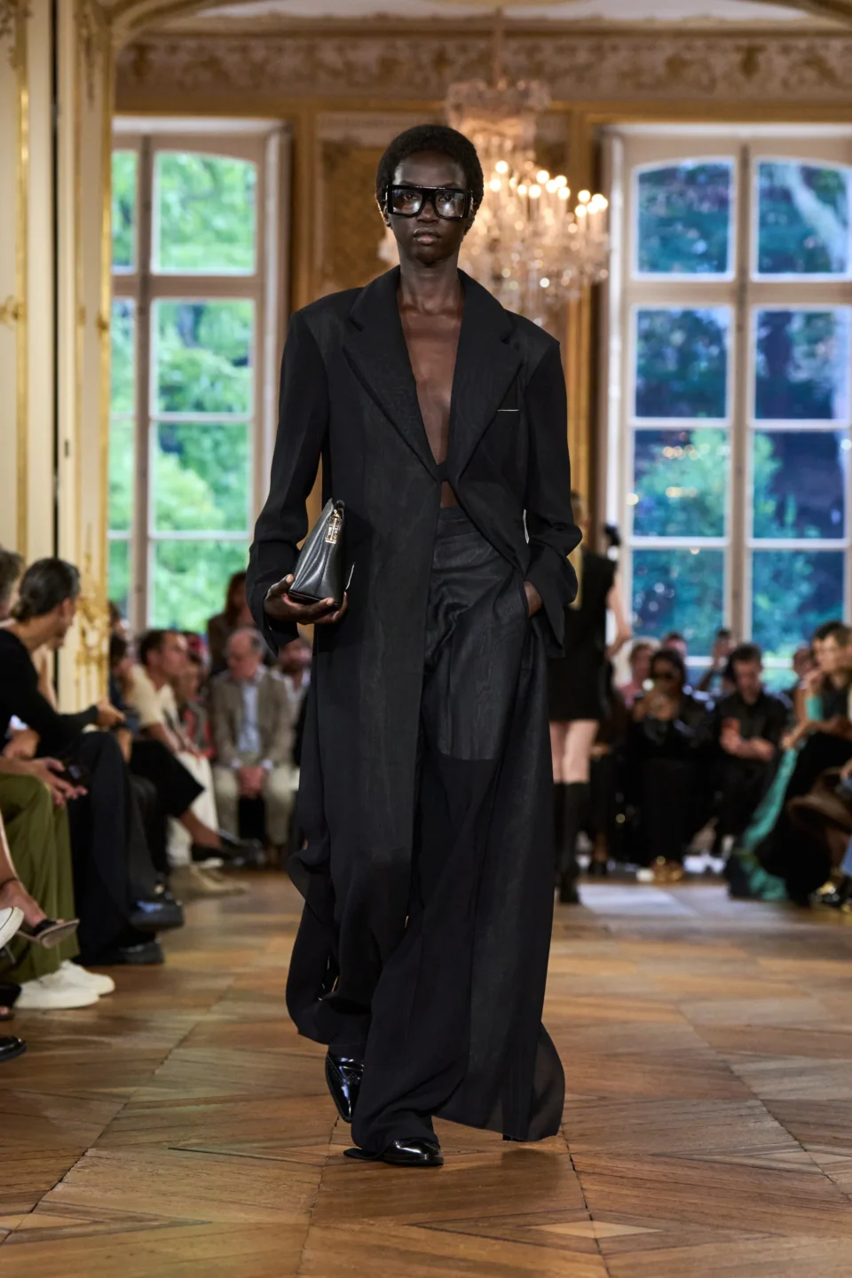 00039-victoria-beckham-spring-2024-ready-to-wear-credit-gorunway