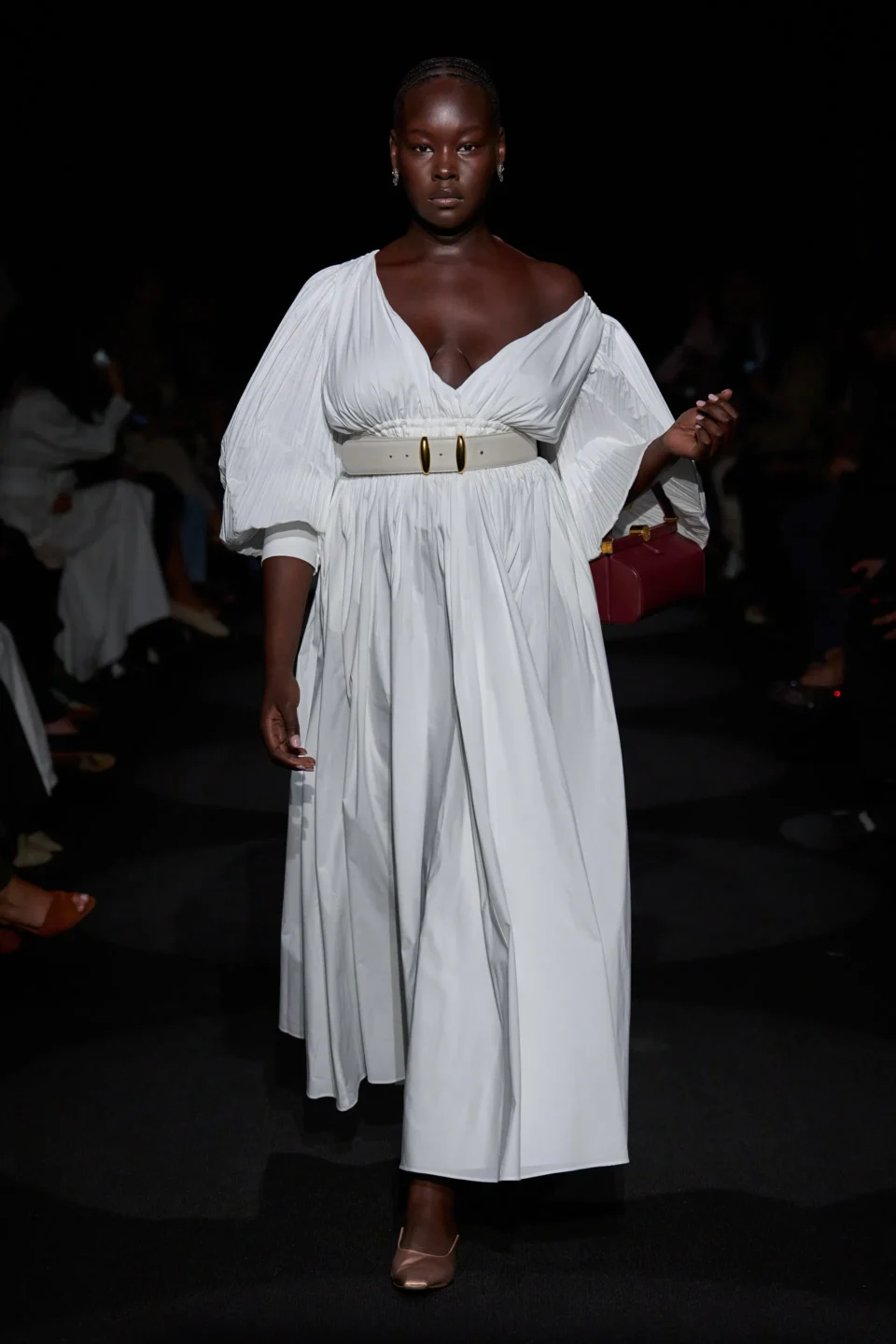 00040-altuzarra-spring-2024-ready-to-wear-credit-gorunway