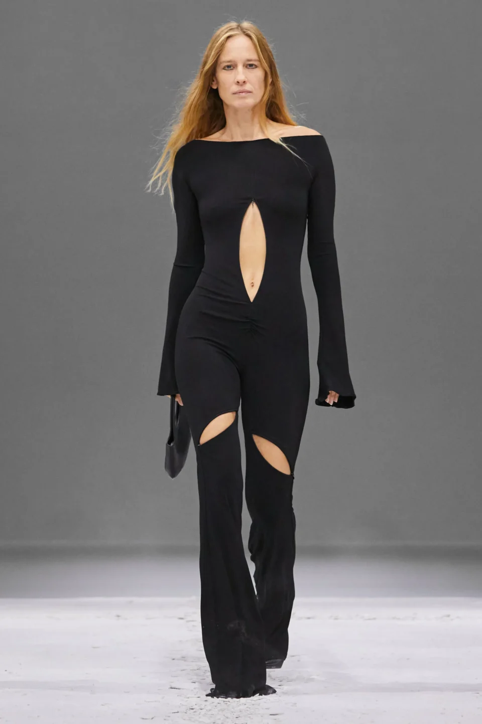 00040-courreges-spring-2024-ready-to-wear-credit-brand