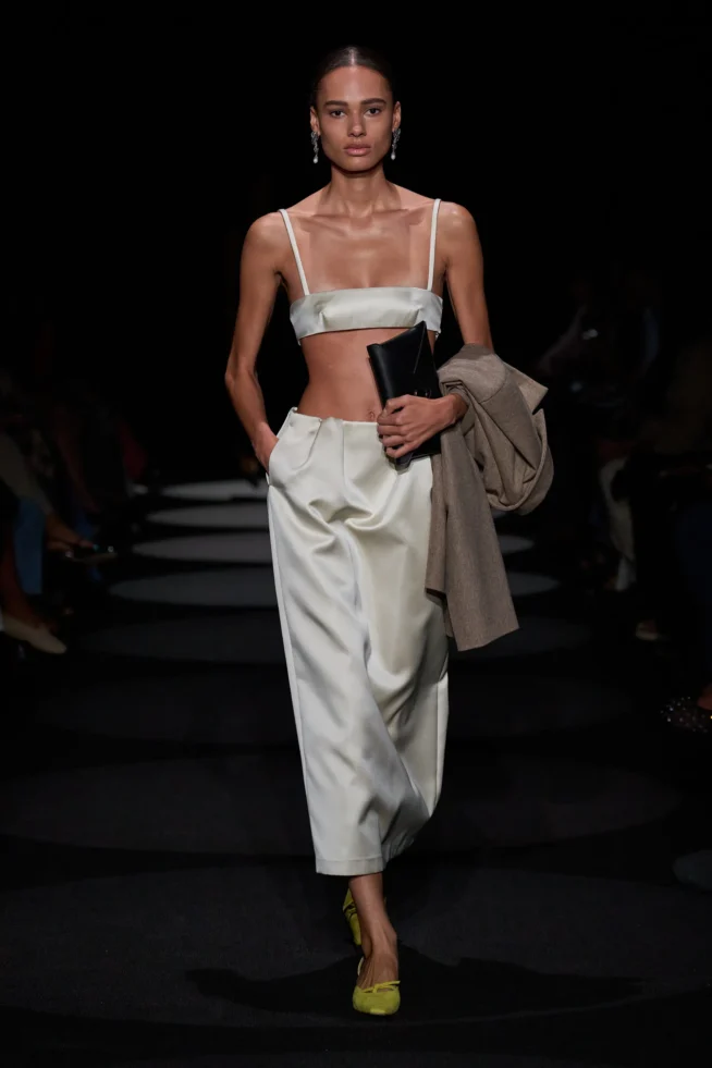 00041-altuzarra-spring-2024-ready-to-wear-credit-gorunway