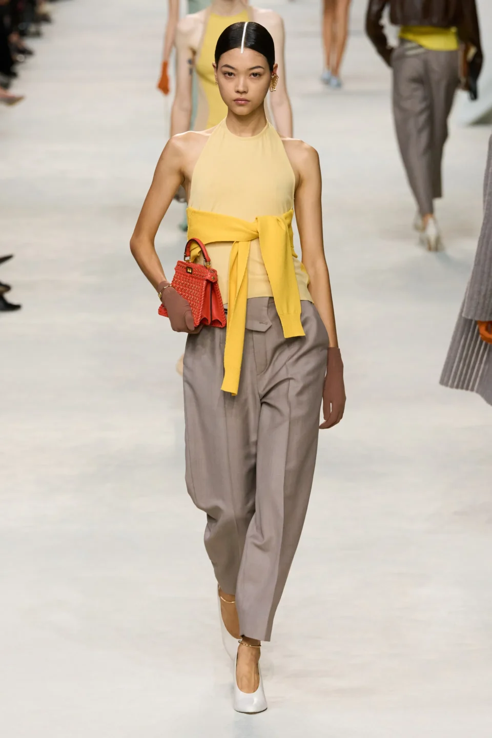 00045-fendi-spring-2024-ready-to-wear-credit-gorunway