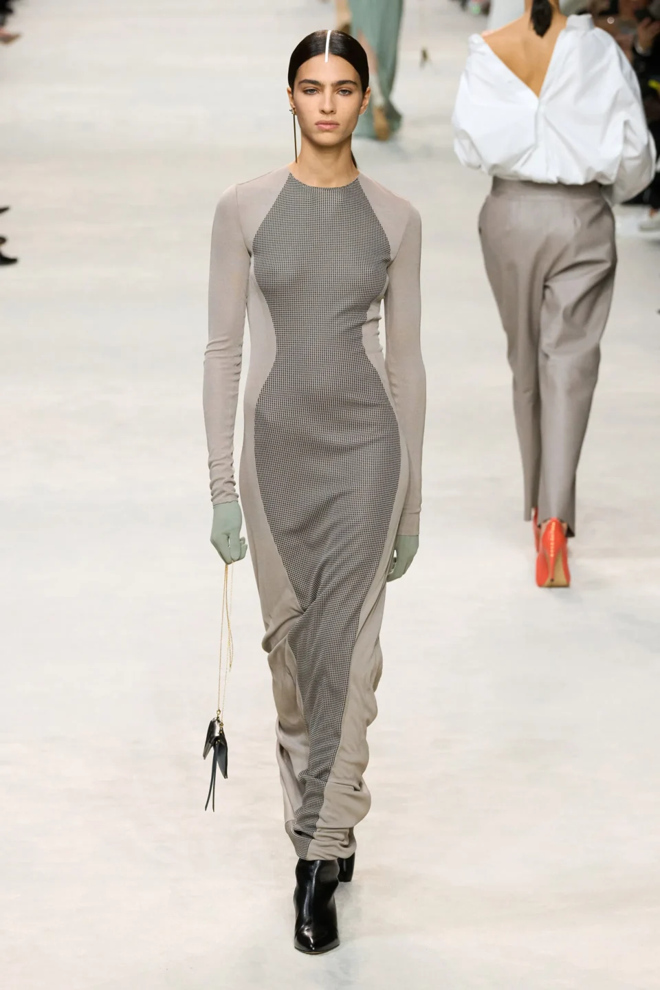 00050-fendi-spring-2024-ready-to-wear-credit-gorunway