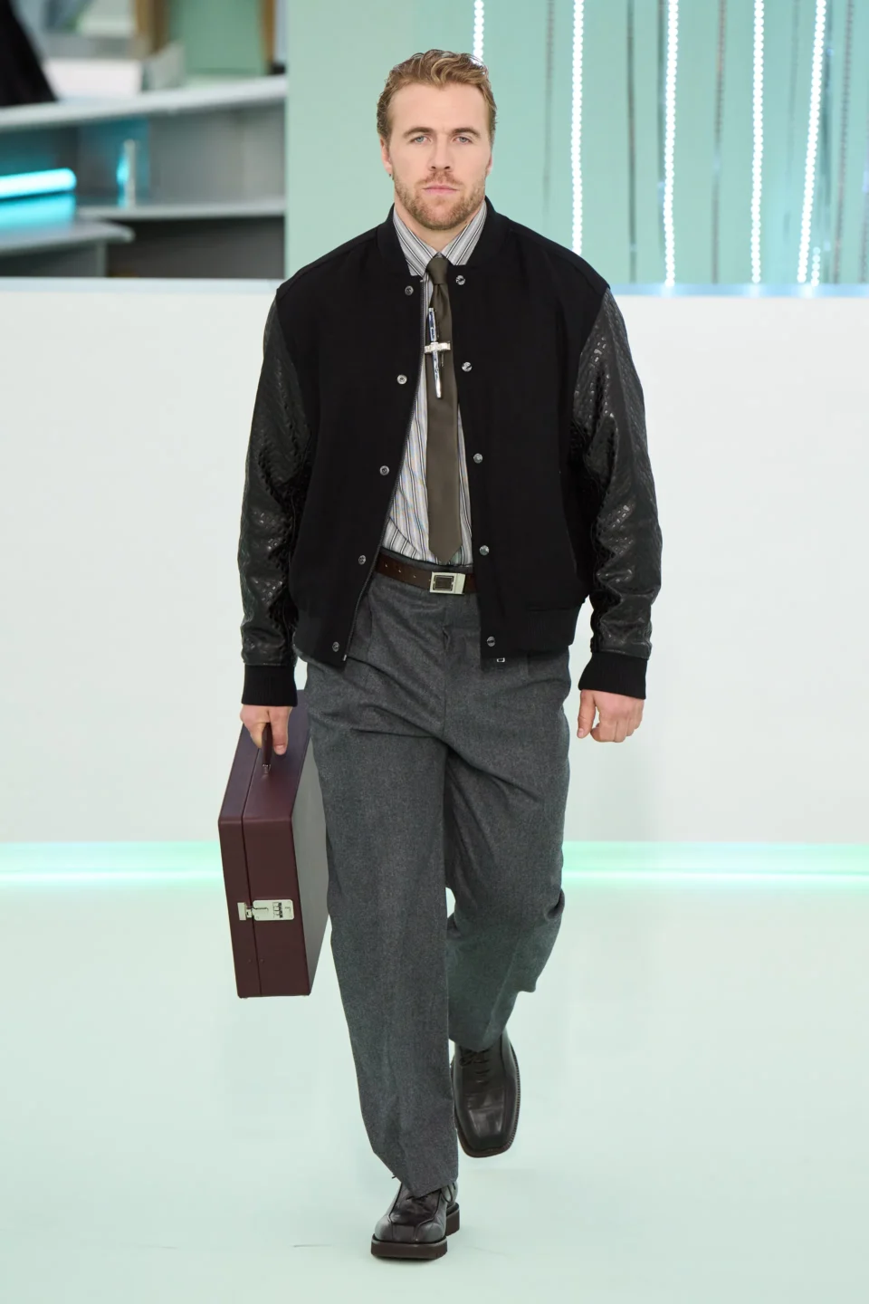 00053-boss-fall-2023-ready-to-wear-credit-gorunway