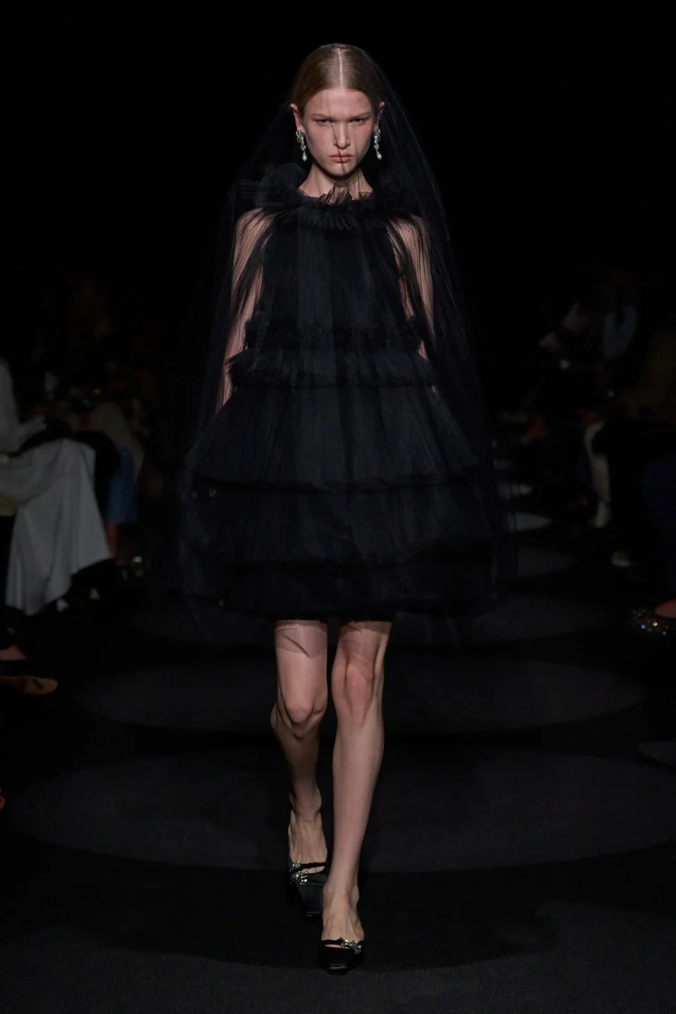 00055-altuzarra-spring-2024-ready-to-wear-credit-gorunway