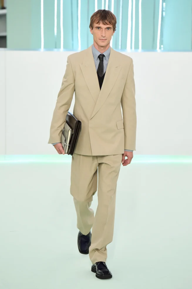 00061-boss-fall-2023-ready-to-wear-credit-gorunway