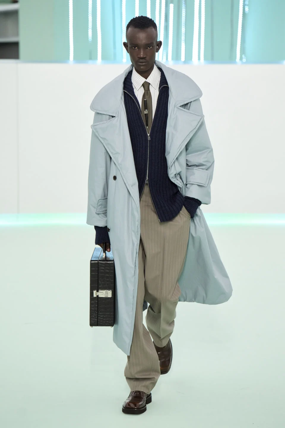 00062-boss-fall-2023-ready-to-wear-credit-gorunway