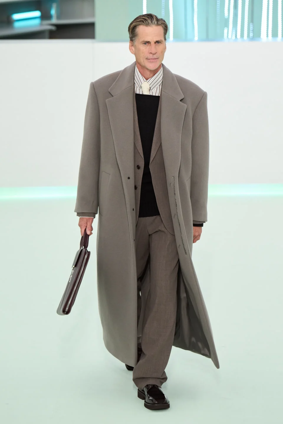 00065-boss-fall-2023-ready-to-wear-credit-gorunway
