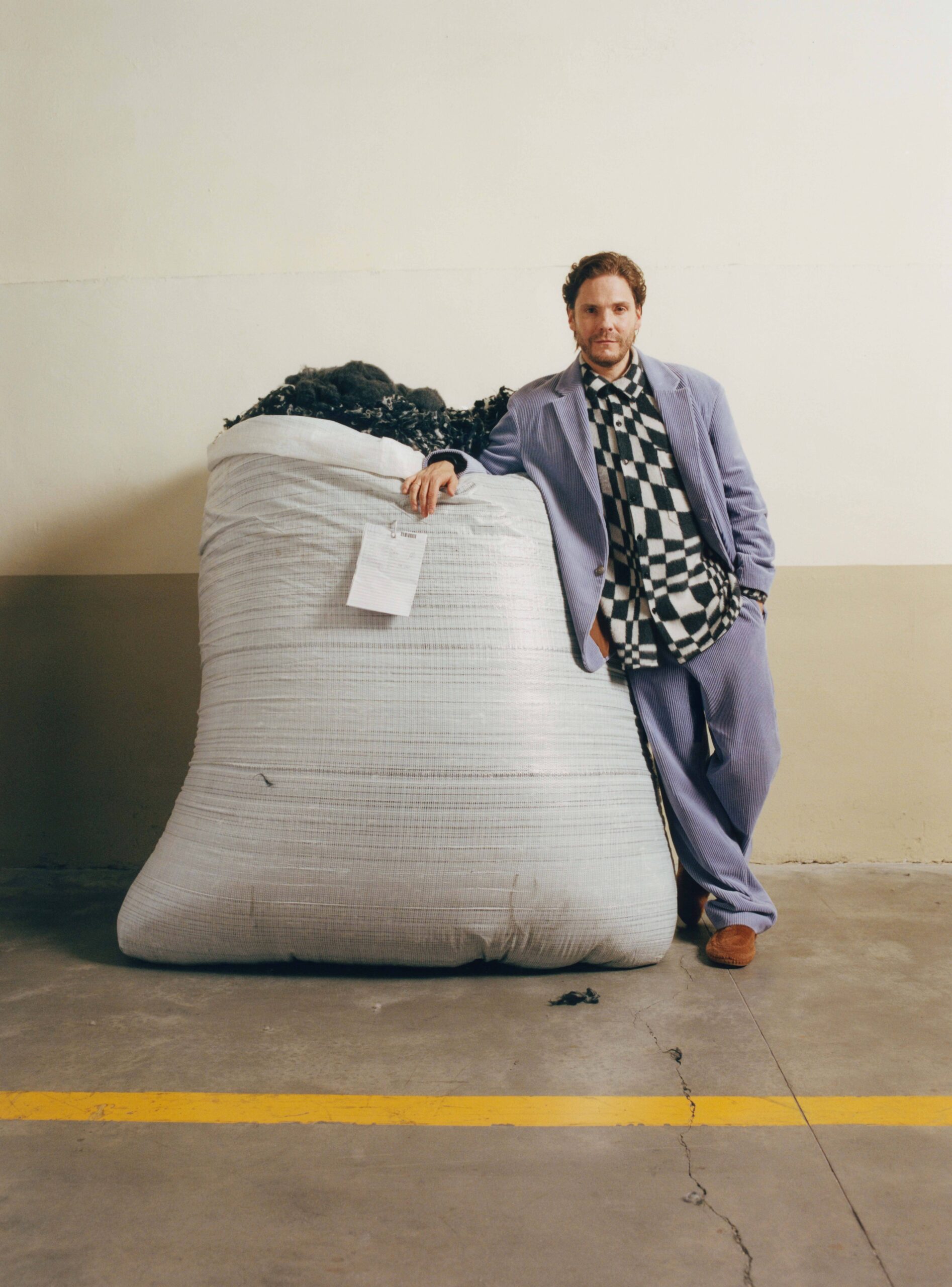ZEGNA e The Elder Statesman revelam nova campanha
Oasi Cashmere: marca italiana se junta à marca de Los Angeles para parceria estrelada pelo ator Daniel Brühl