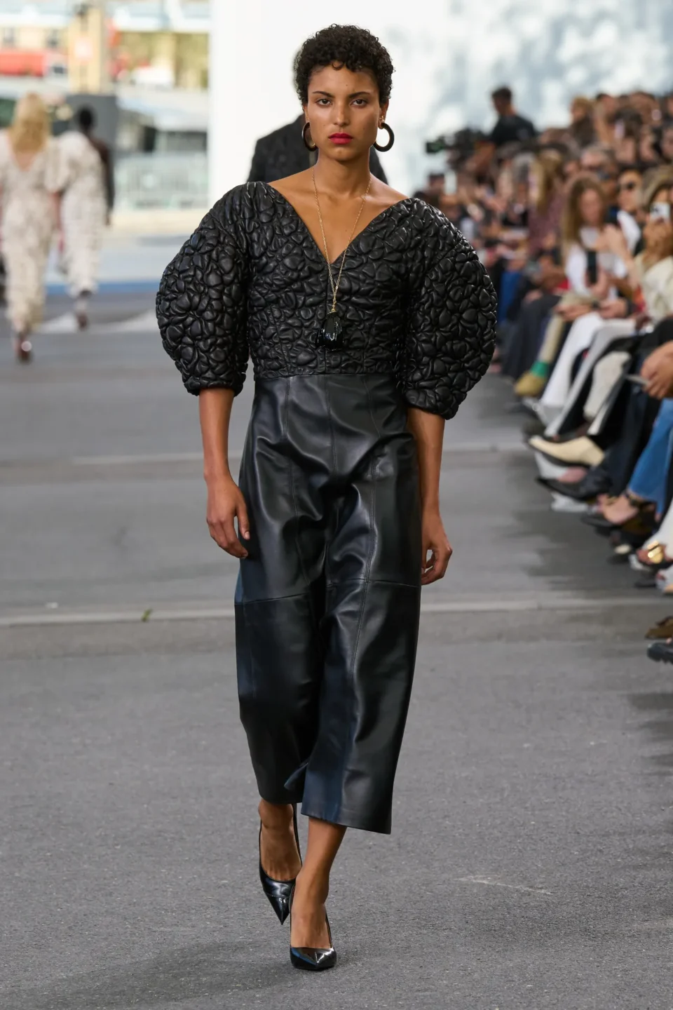 Chloe S24 010