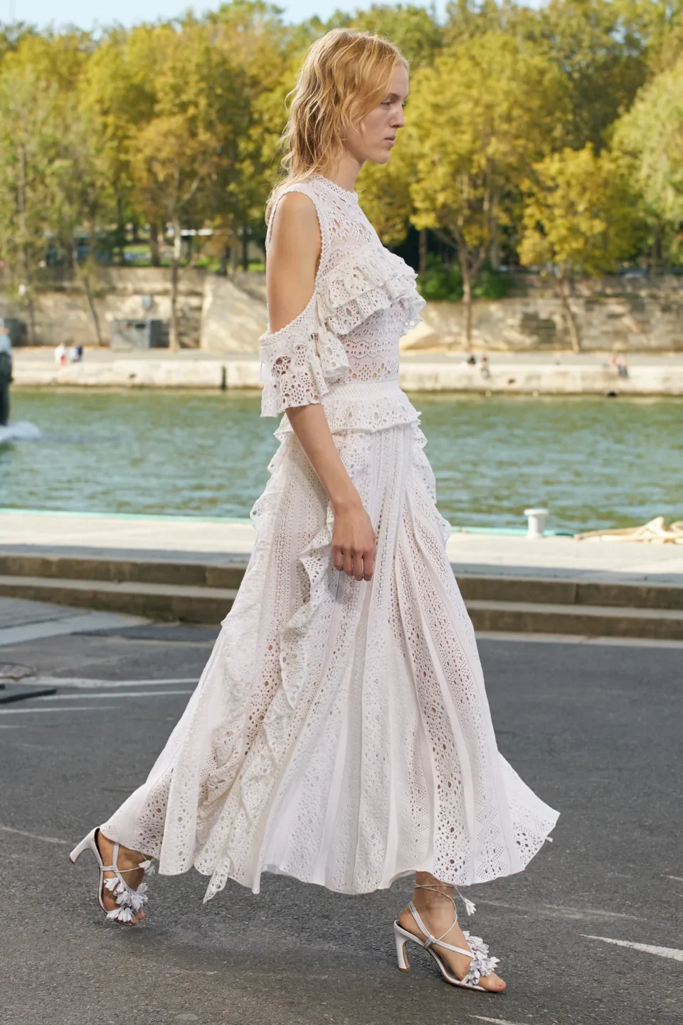Chloe S24 015