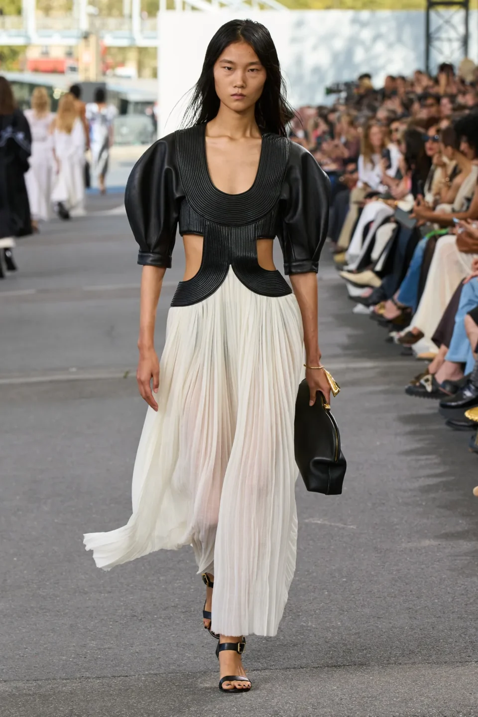 Chloe S24 019