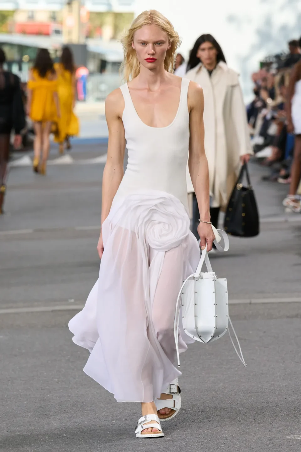 Chloe S24 031