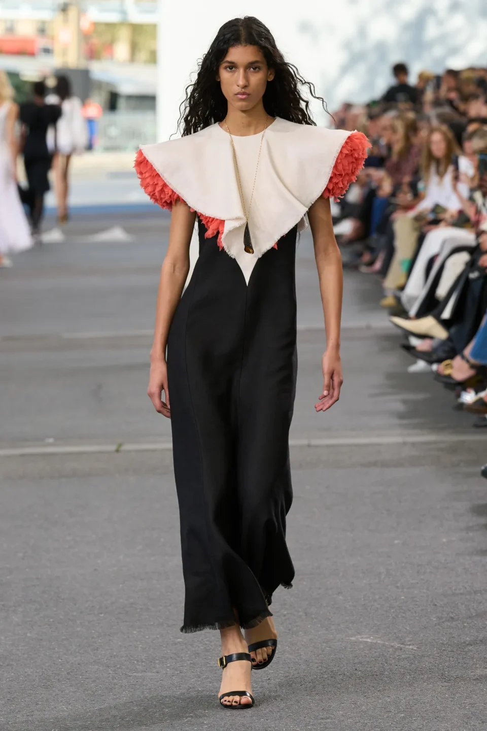 Chloe S24 035