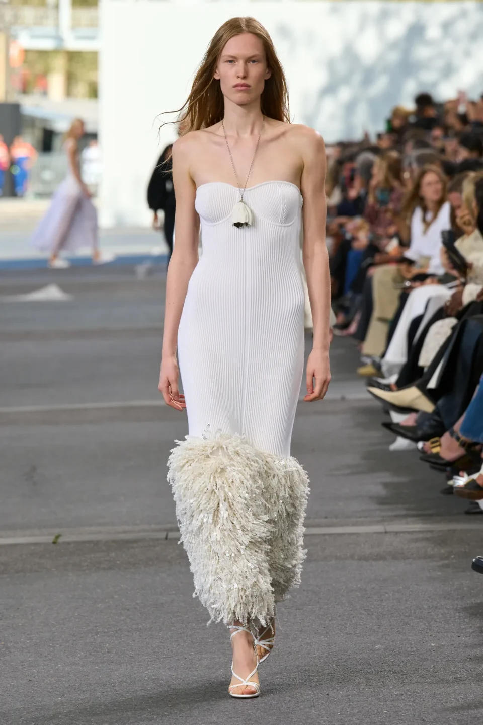 Chloe S24 037