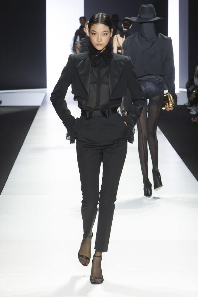 DG_Women'sFashionShow_SS24_Runway (11)