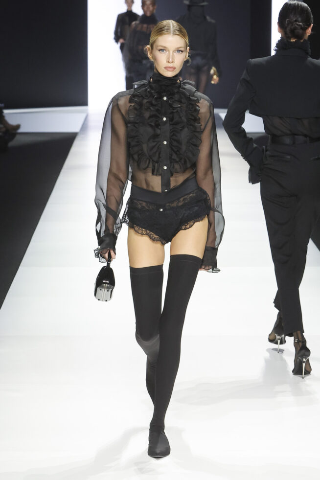 DG_Women'sFashionShow_SS24_Runway (12)