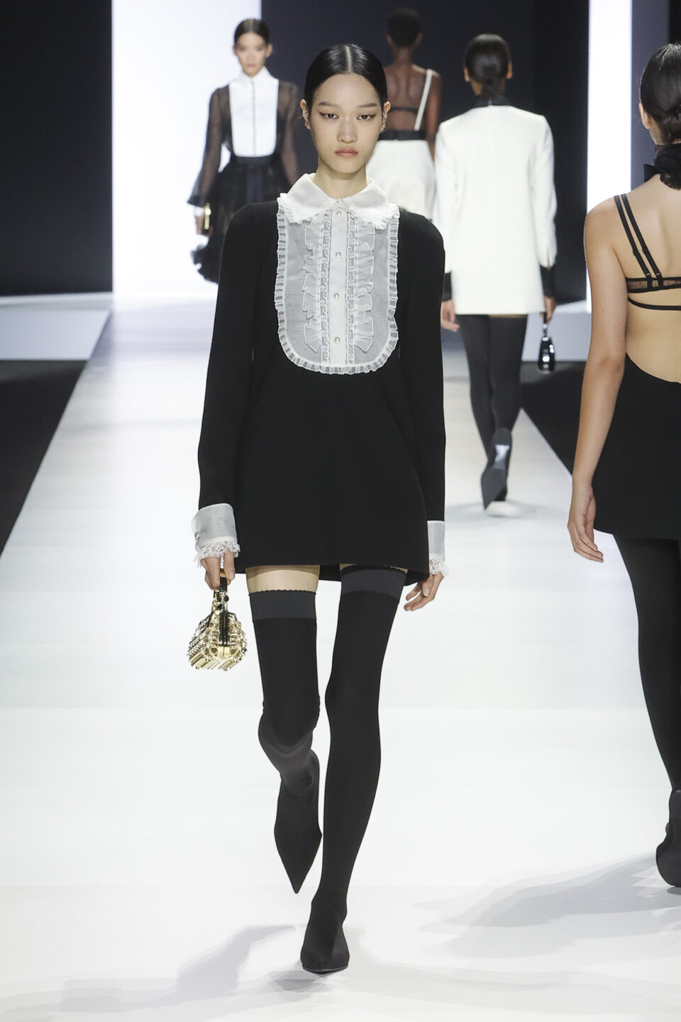 DG_Women'sFashionShow_SS24_Runway (26)
