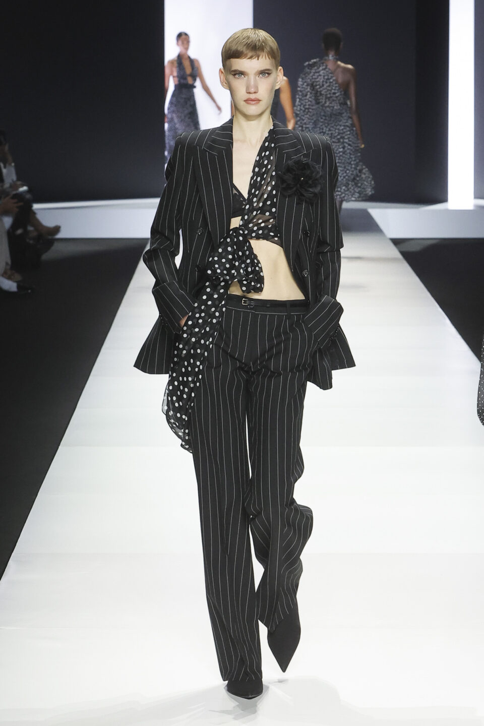 DG_Women'sFashionShow_SS24_Runway (4)