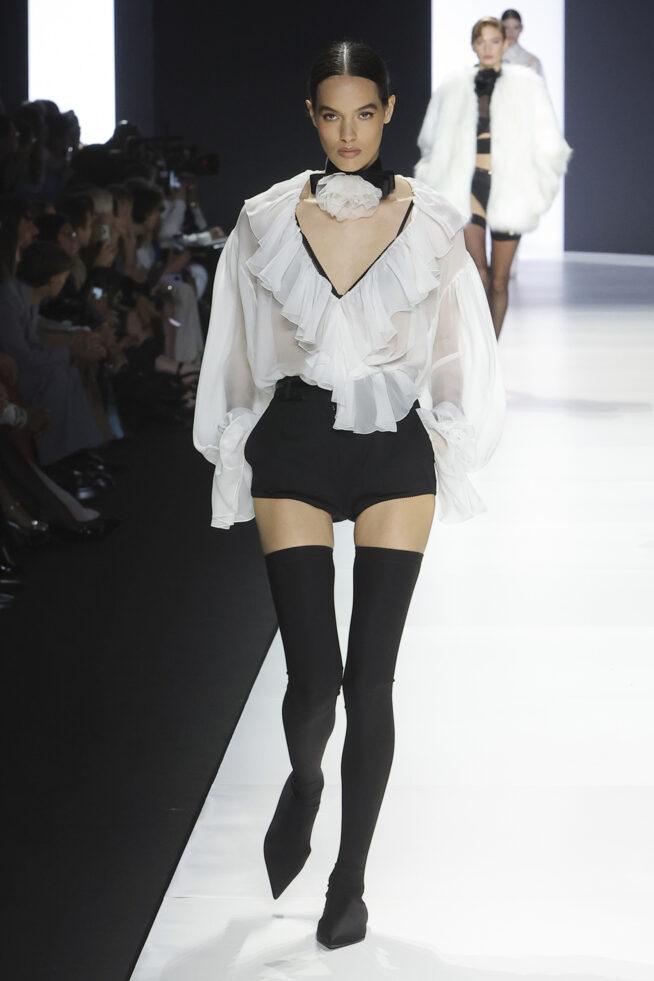 DG_Women'sFashionShow_SS24_Runway (49)