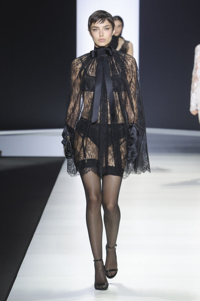 DG_Women'sFashionShow_SS24_Runway (55)