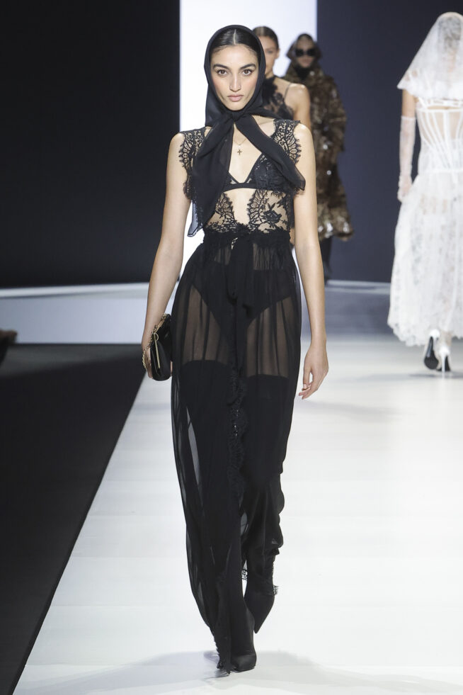 DG_Women'sFashionShow_SS24_Runway (56)