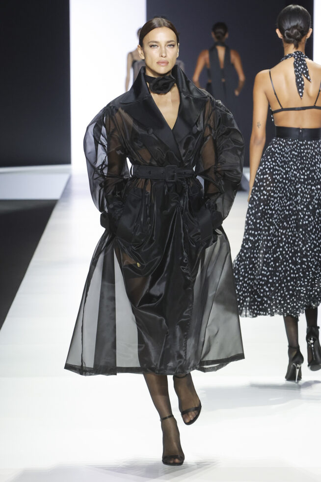 DG_Women'sFashionShow_SS24_Runway (7)