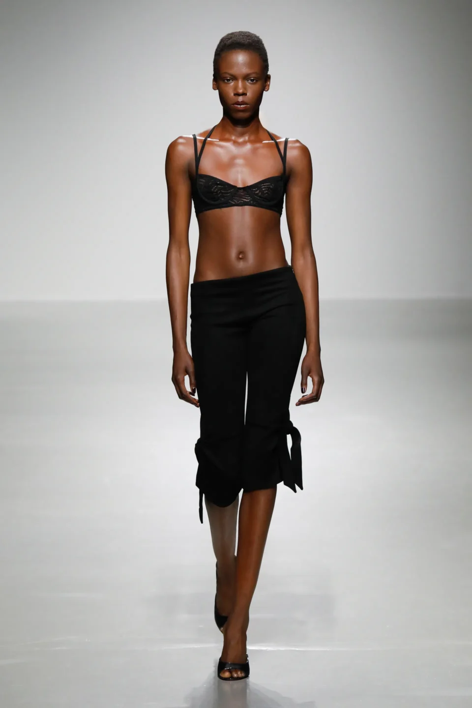 00001-atlein-spring-2024-ready-to-wear-credit-brand