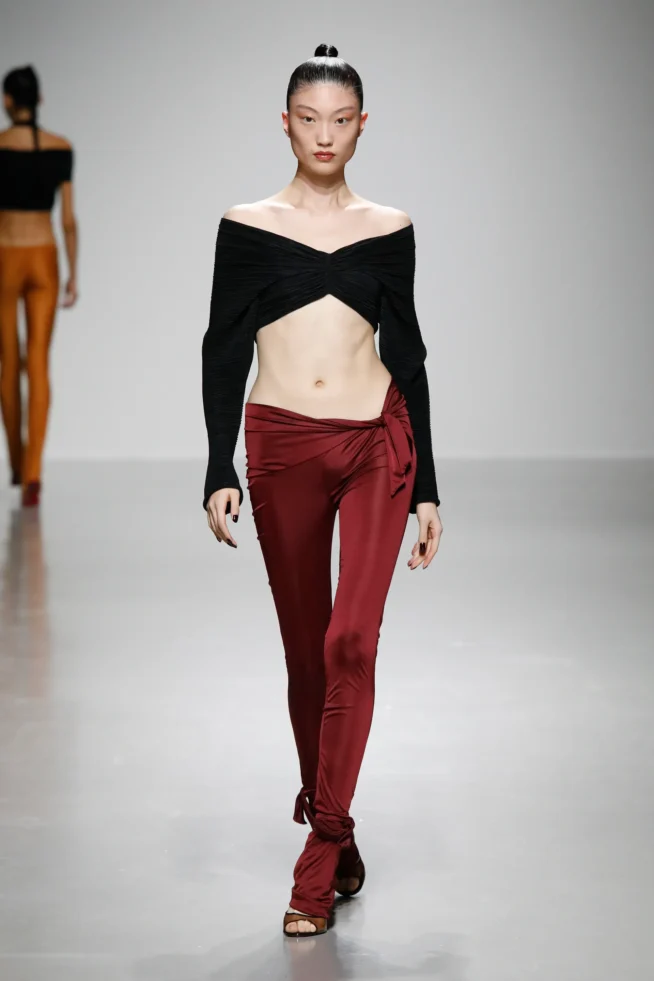 00011-atlein-spring-2024-ready-to-wear-credit-brand