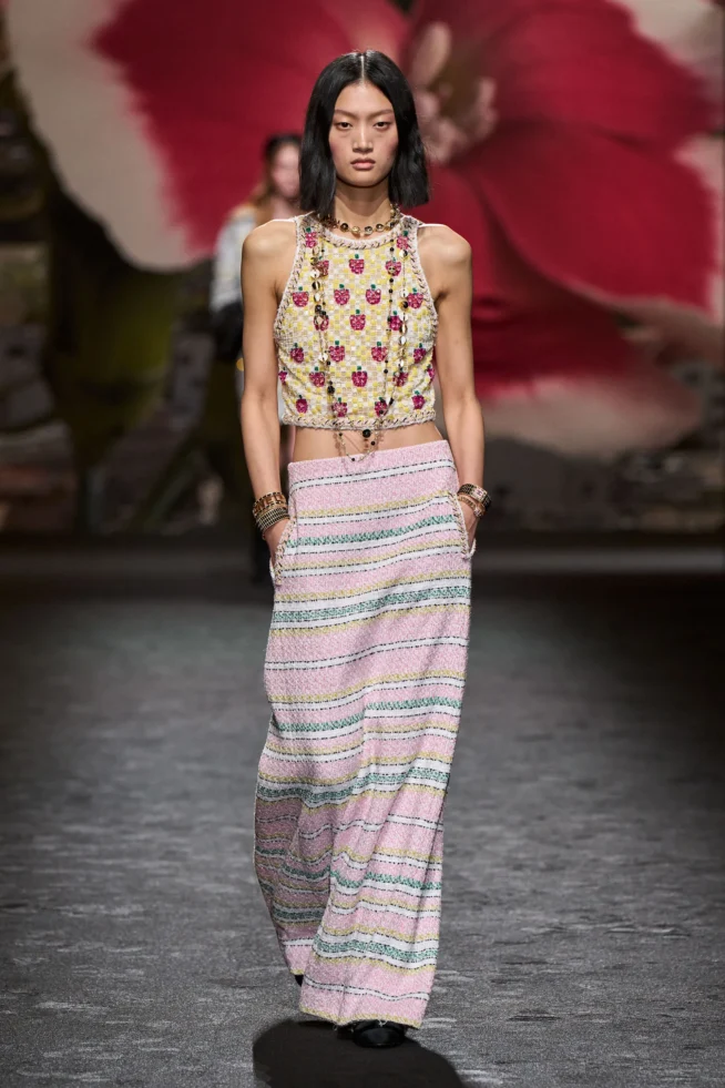 00012-chanel-spring-2024-ready-to-wear-credit-gorunway