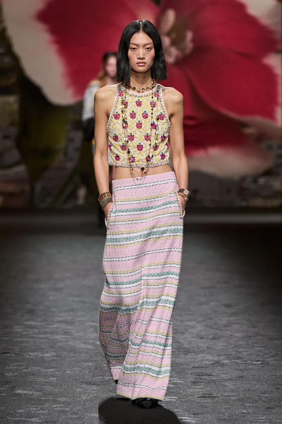00012-chanel-spring-2024-ready-to-wear-credit-gorunway