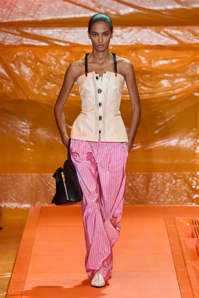00012-louis-vuitton-spring-2024-ready-to-wear-credit-gorunway