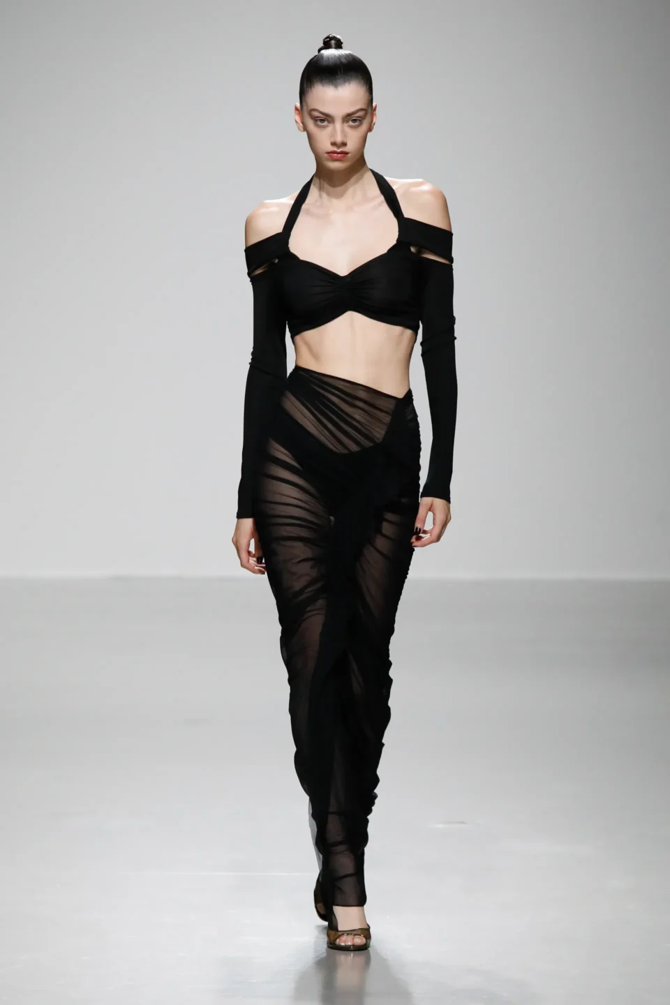 00015-atlein-spring-2024-ready-to-wear-credit-brand