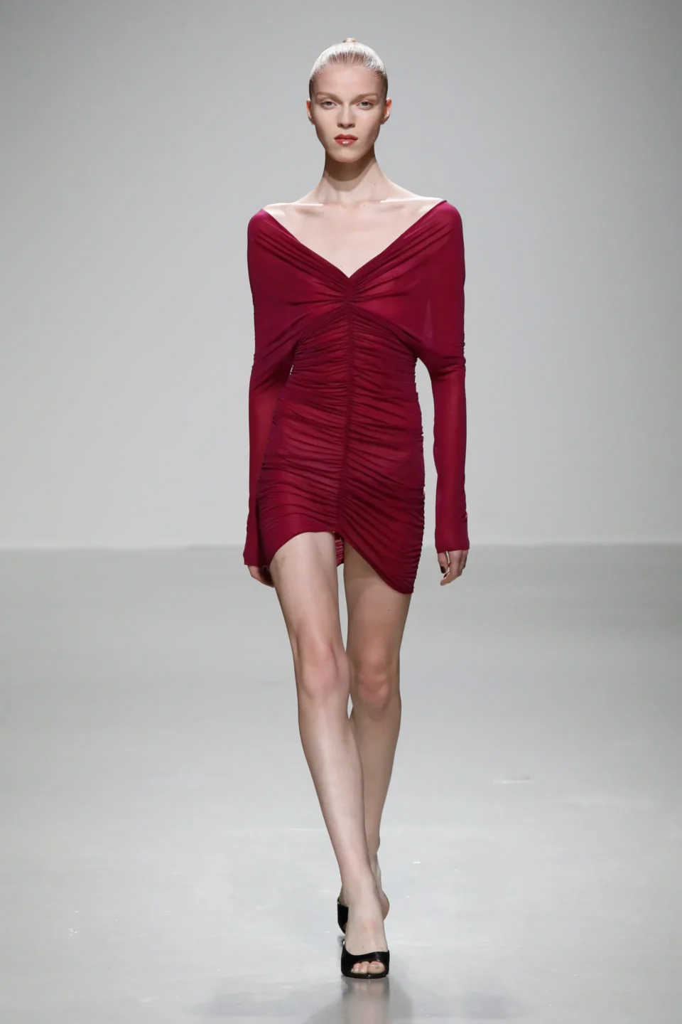 00021-atlein-spring-2024-ready-to-wear-credit-brand