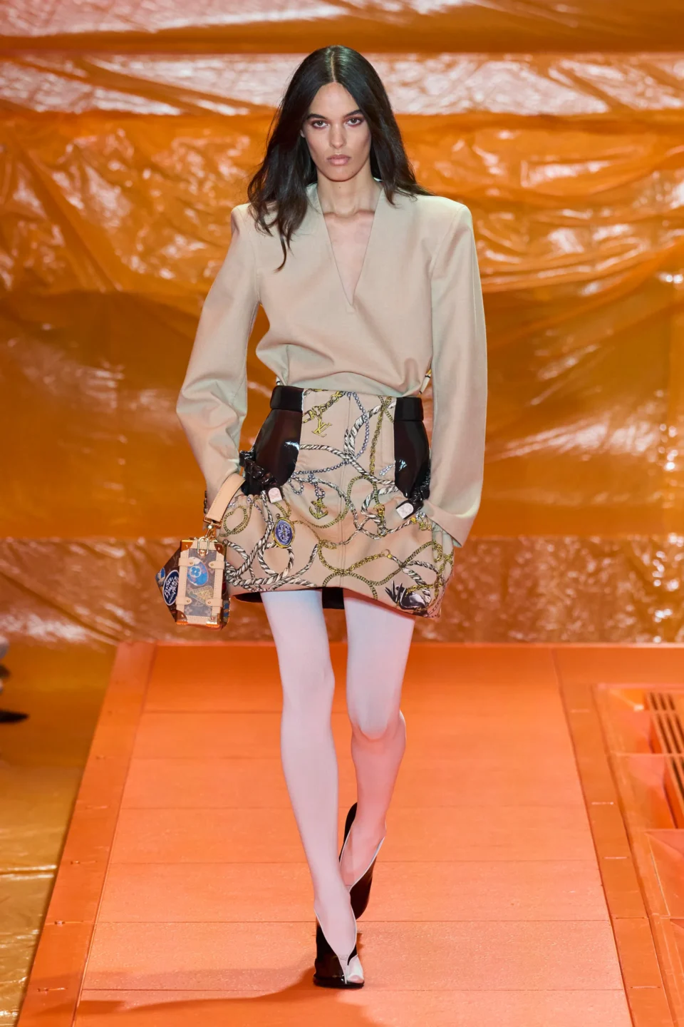 00022-louis-vuitton-spring-2024-ready-to-wear-credit-gorunway