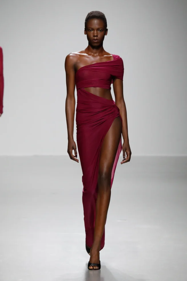 00023-atlein-spring-2024-ready-to-wear-credit-brand