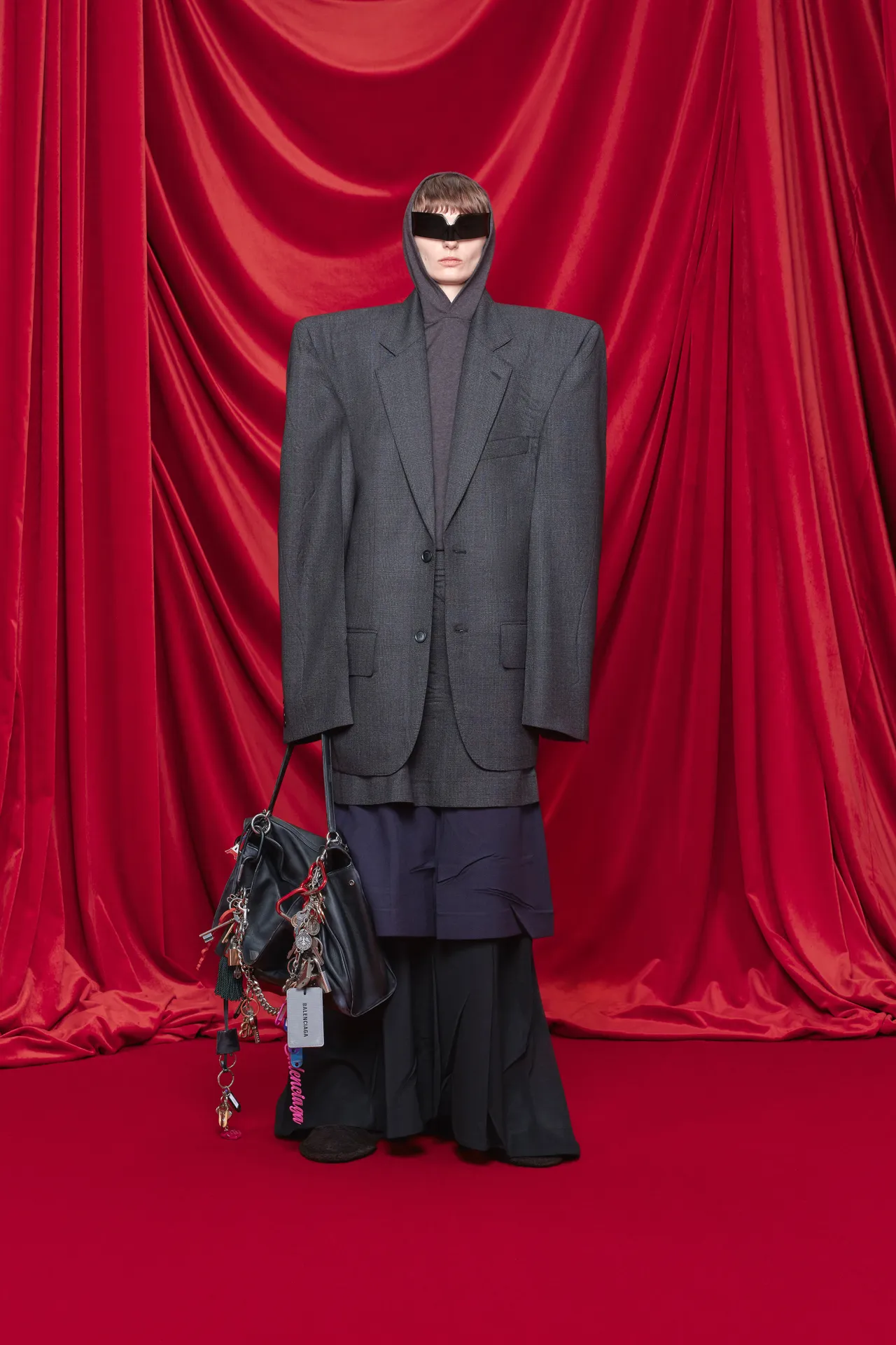 00023-balenciaga-spring-2024-ready-to-wear-credit-brand