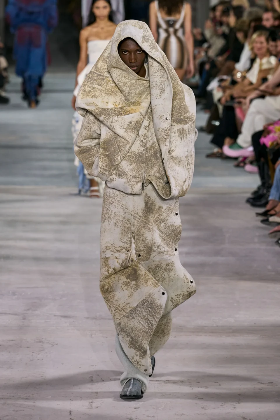 00023-y_project-spring-2024-ready-to-wear-credit-gorunway