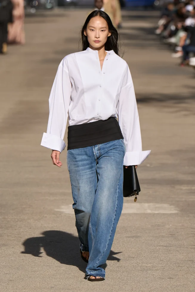 00026-stella-mccartney-spring-2024-ready-to-wear-credit-gorunway
