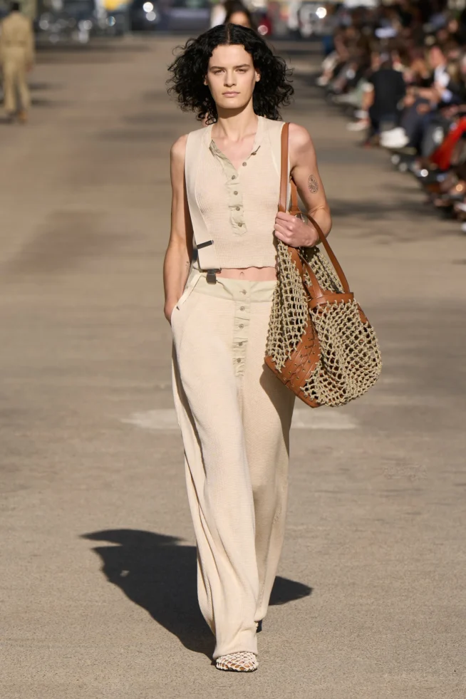 00031-stella-mccartney-spring-2024-ready-to-wear-credit-gorunway